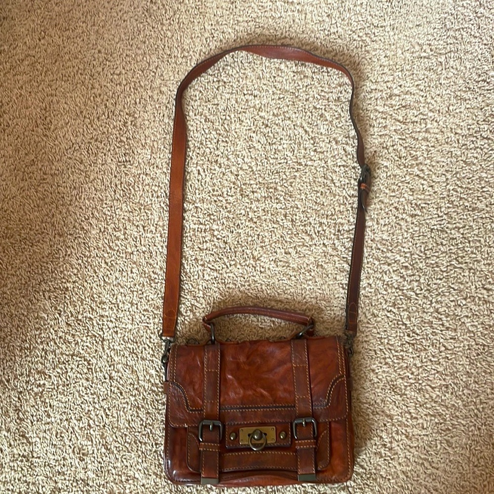 Brown leather Frye purse!